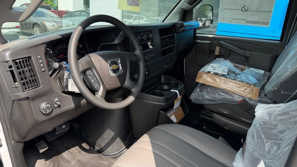 2026 Chevrolet Express Cargo WT