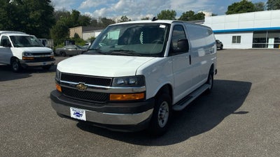 2025 Chevrolet Express Cargo WT