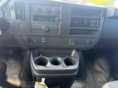 2025 Chevrolet Express Cargo WT