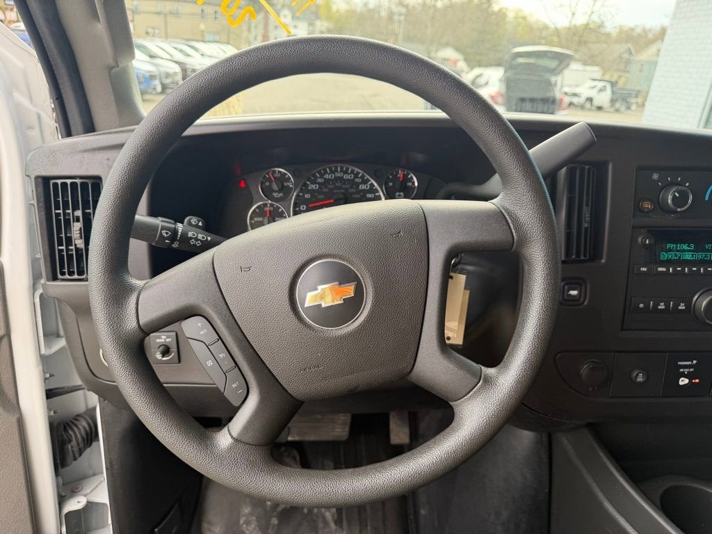 2024 Chevrolet Express Cargo 2500 WT