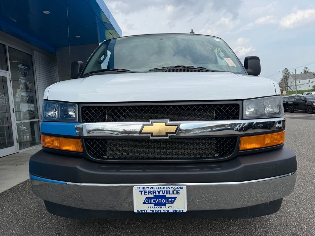 2024 Chevrolet Express Cargo 2500 WT