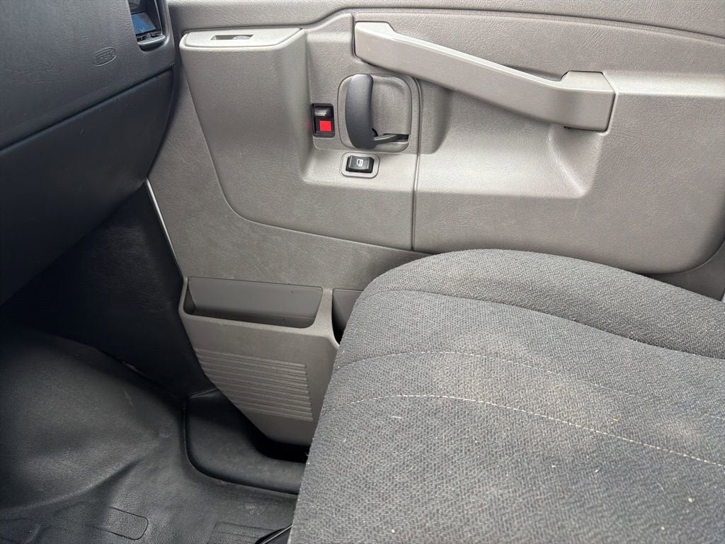 2024 Chevrolet Express Cargo 2500 WT