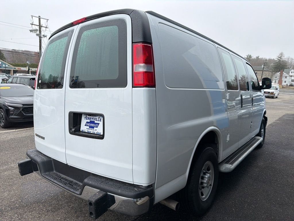 2024 Chevrolet Express Cargo 2500 WT