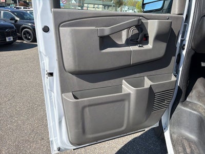 2024 Chevrolet Express Cargo 2500 WT