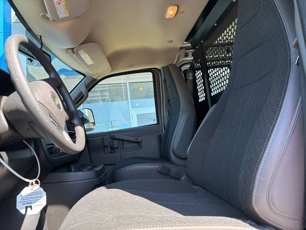 2024 Chevrolet Express Cargo 2500 WT