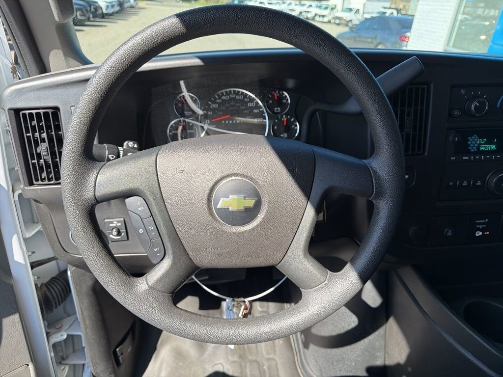 2024 Chevrolet Express Cargo 2500 WT