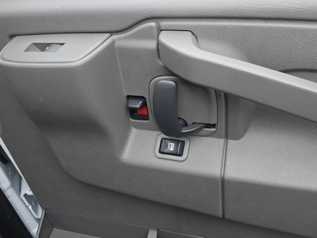 2023 Chevrolet Express Cargo 2500 WT