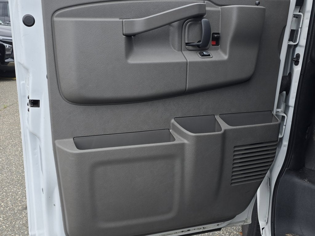 2023 Chevrolet Express Cargo 2500 WT