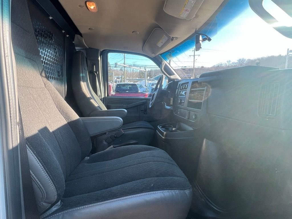 2024 Chevrolet Express Cargo 2500 WT