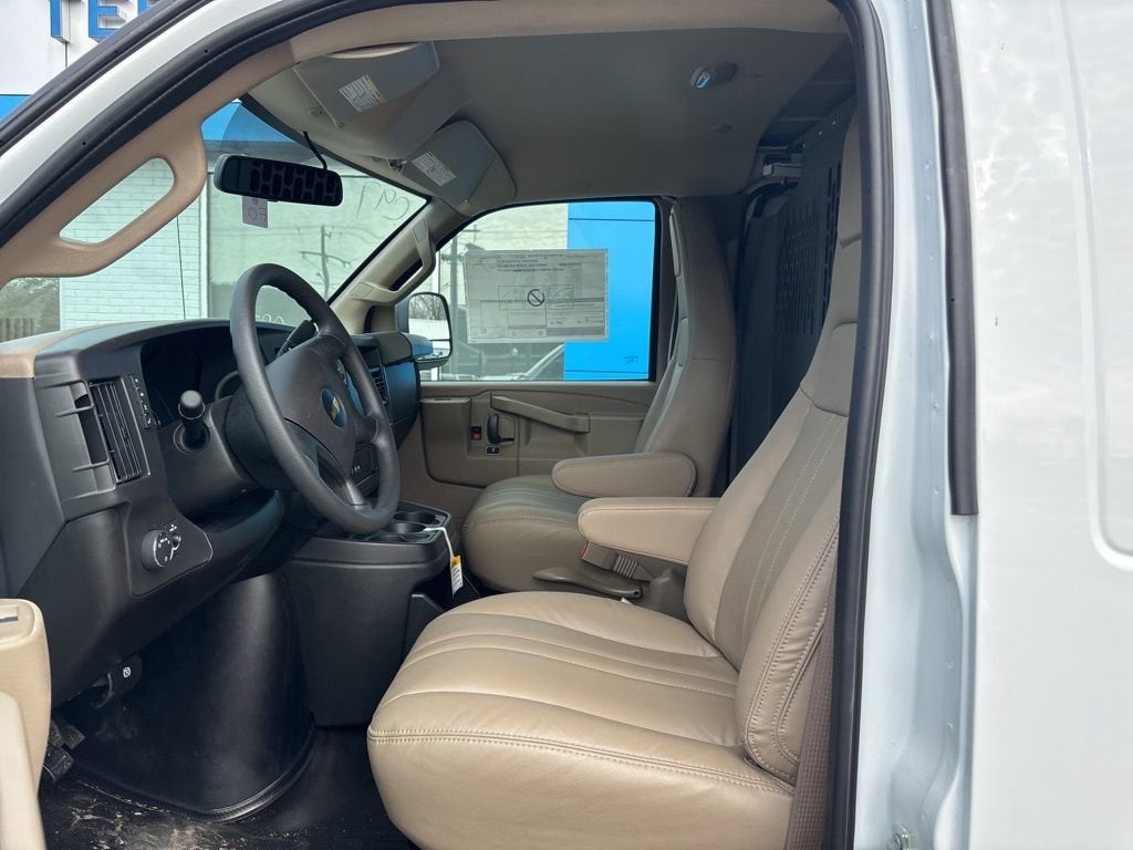 2026 Chevrolet Express Cargo 2500 WT