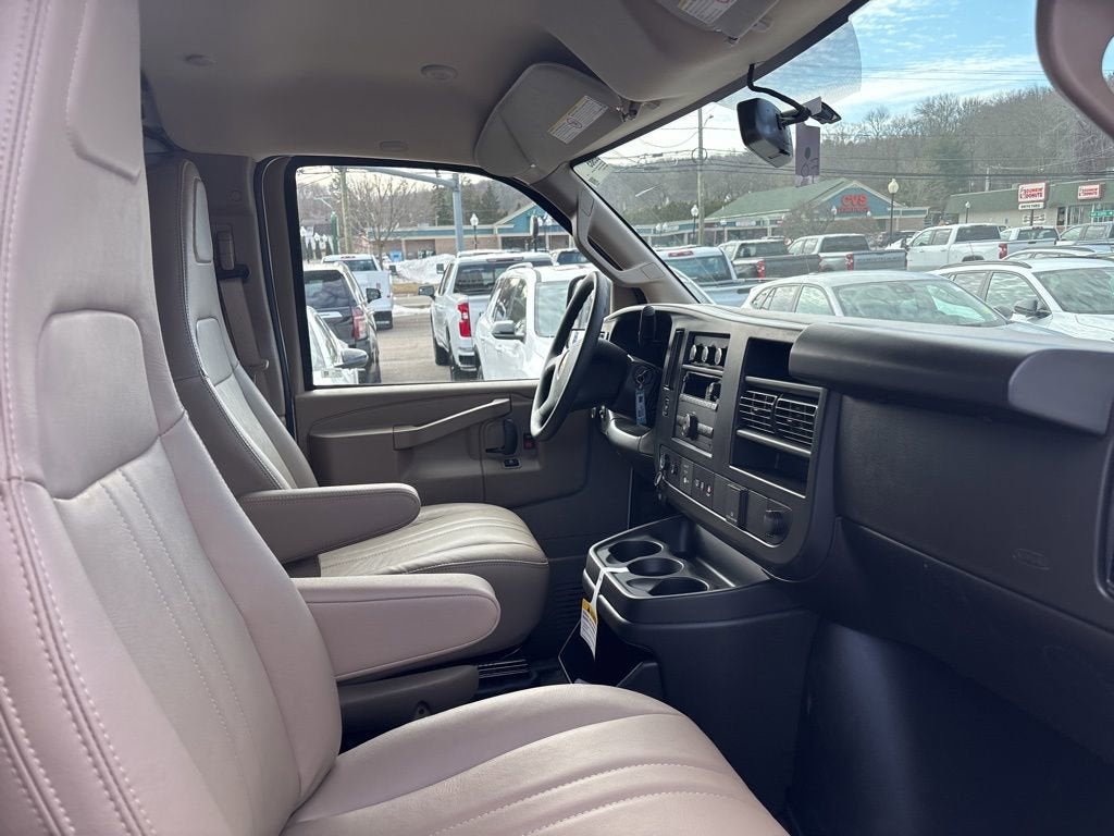 2026 Chevrolet Express Cargo 2500 WT