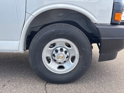 2026 Chevrolet Express Cargo 2500 WT