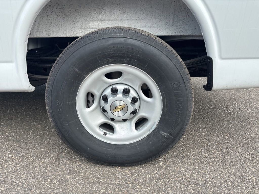 2026 Chevrolet Express Cargo 2500 WT