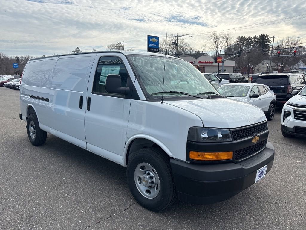 2026 Chevrolet Express Cargo 2500 WT