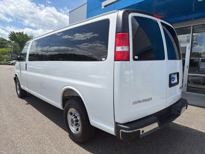 2025 GMC Savana Passenger LT