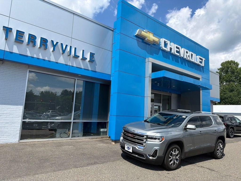 2023 GMC Acadia SLT