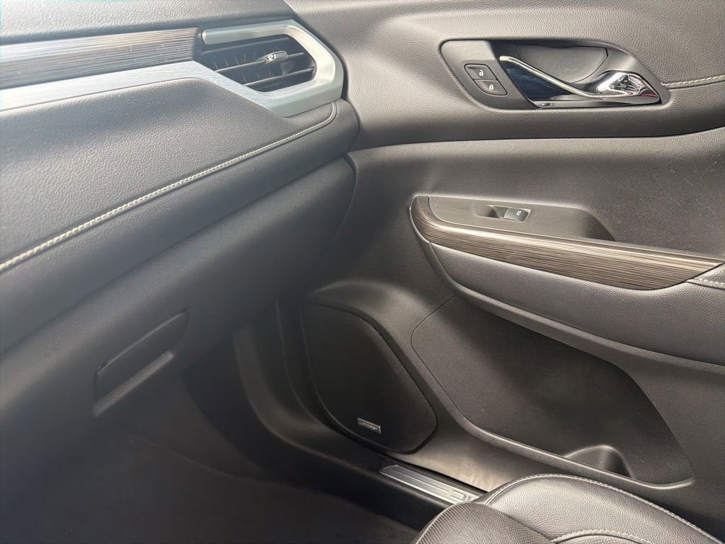 2019 GMC Acadia SLT