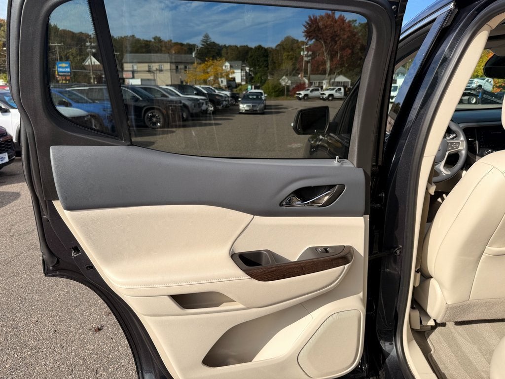 2021 GMC Acadia Denali