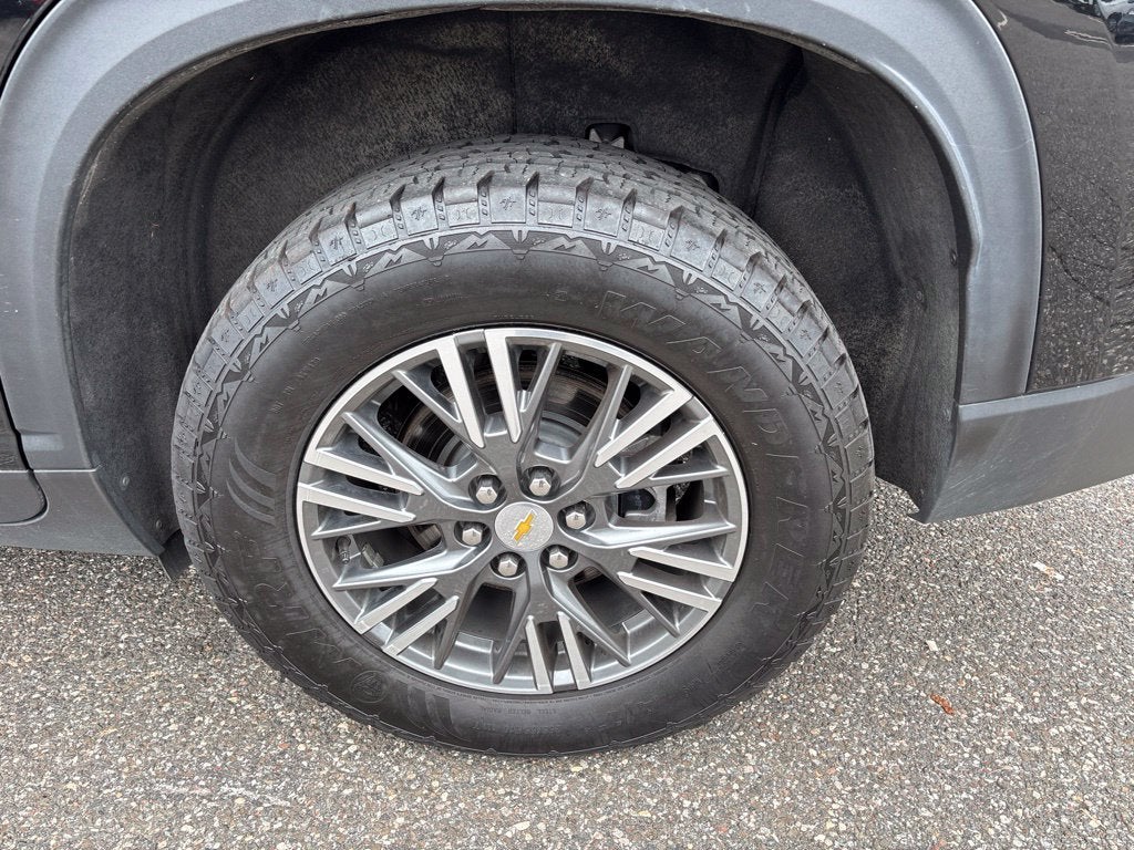 2024 Chevrolet Traverse LT