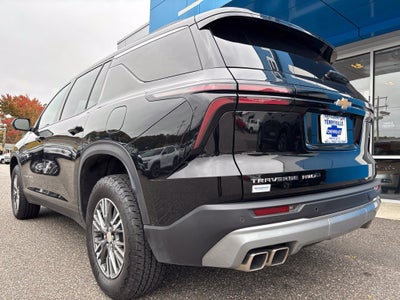 2024 Chevrolet Traverse LT