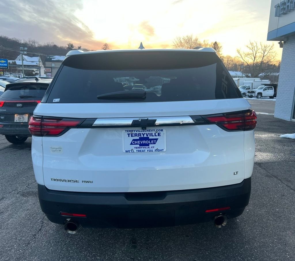 2022 Chevrolet Traverse LT Cloth