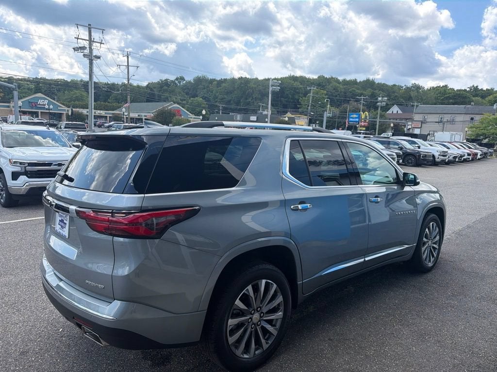 2023 Chevrolet Traverse Premier