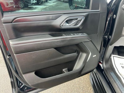 2023 Chevrolet Suburban RST