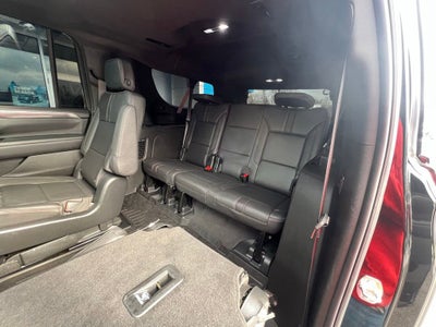 2023 Chevrolet Suburban RST