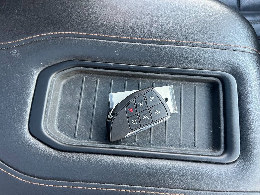 2021 Chevrolet Suburban High Country