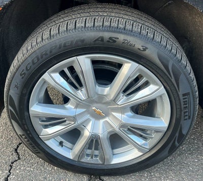 2021 Chevrolet Suburban High Country