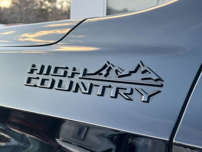 2021 Chevrolet Suburban High Country