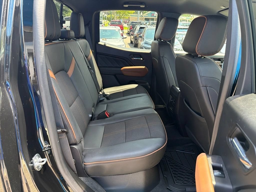 2024 GMC Canyon AT4