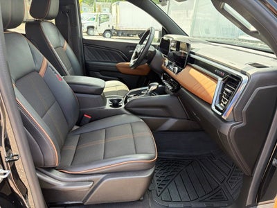 2024 GMC Canyon AT4