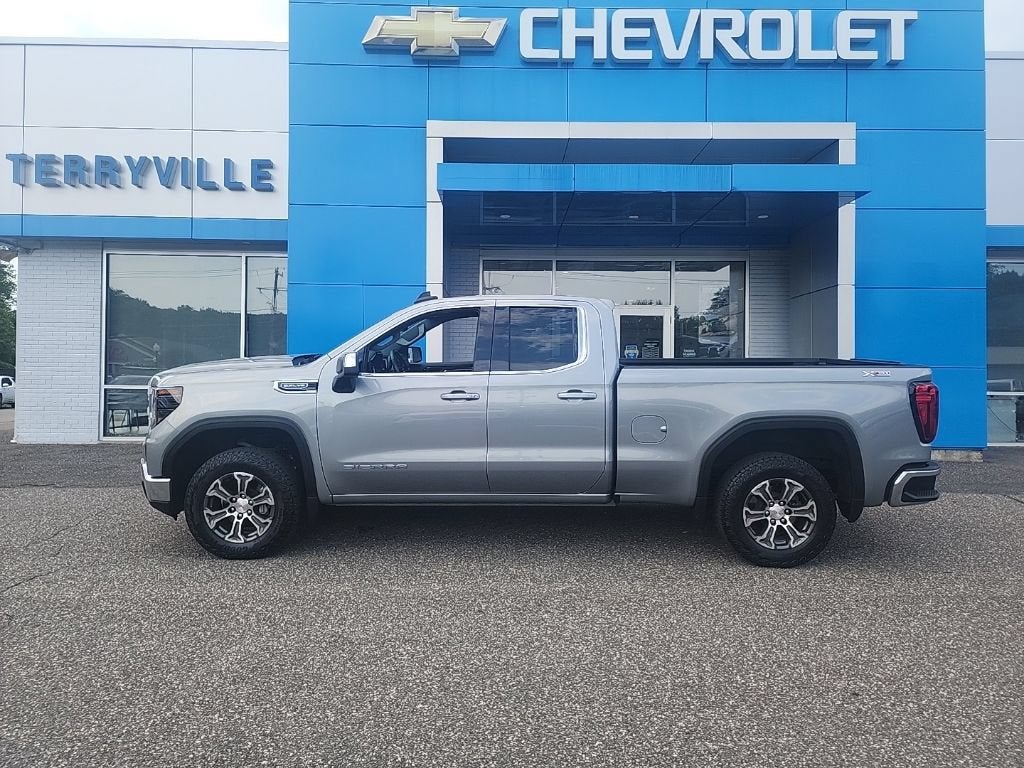 2023 GMC Sierra 1500 SLE