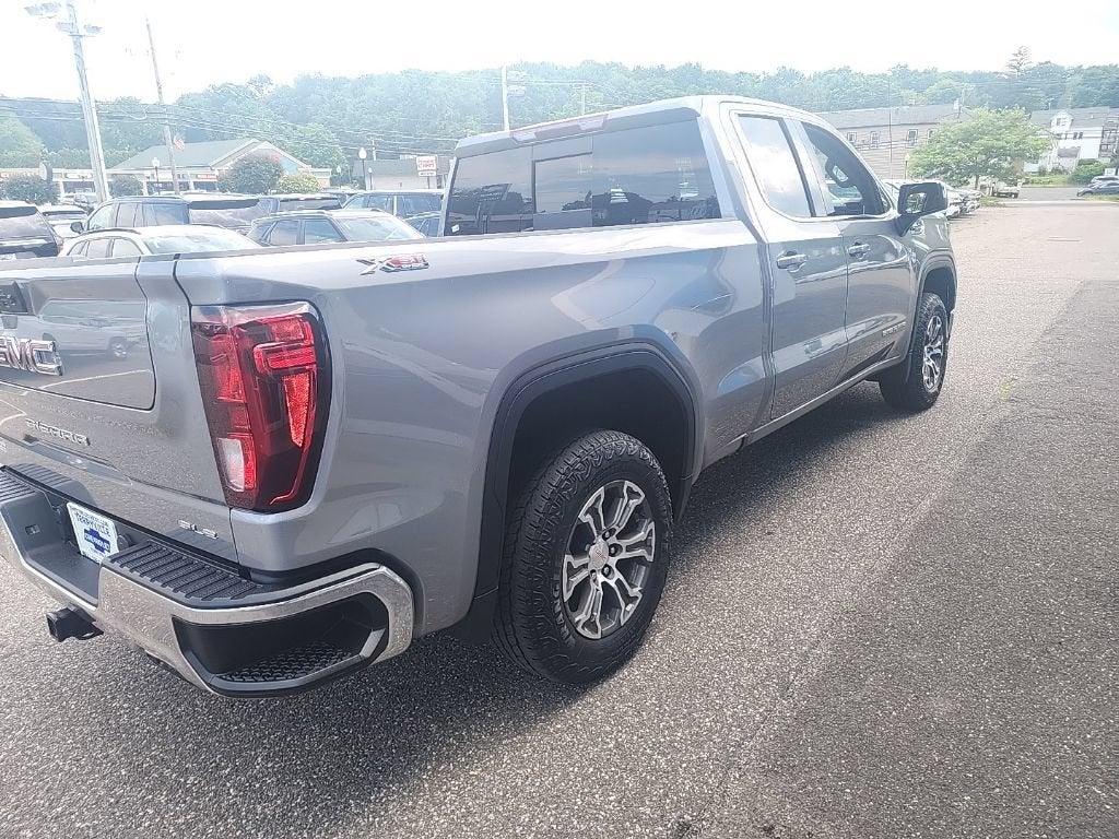 2023 GMC Sierra 1500 SLE