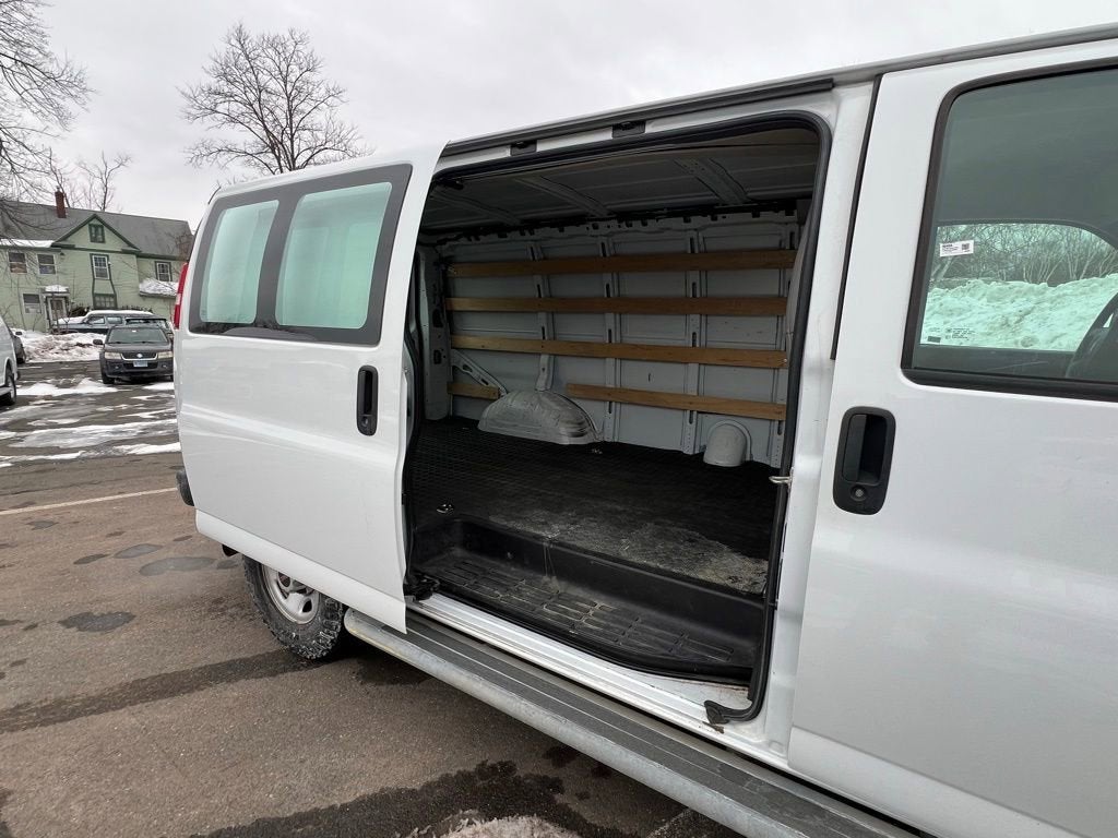 2019 GMC Savana Cargo 2500 RWD 2500 135"