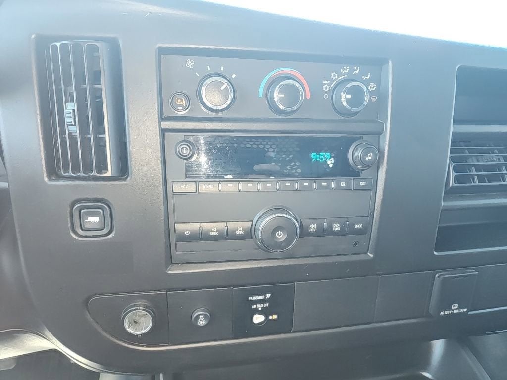 2024 GMC Savana Cargo 2500 Work Van