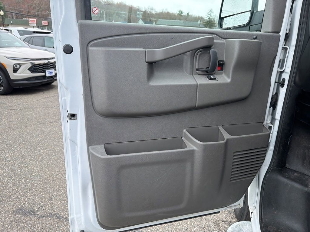 2024 GMC Savana Cargo 2500 Work Van