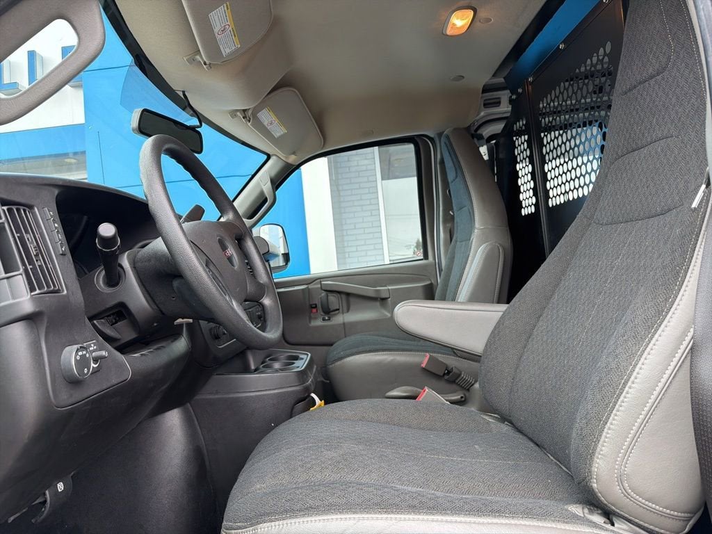 2024 GMC Savana Cargo 2500 Work Van