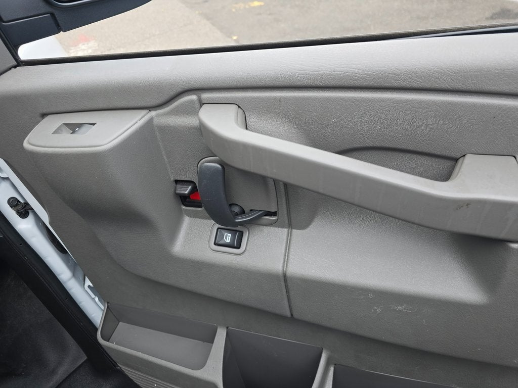 2023 GMC Savana Cargo 2500 Work Van