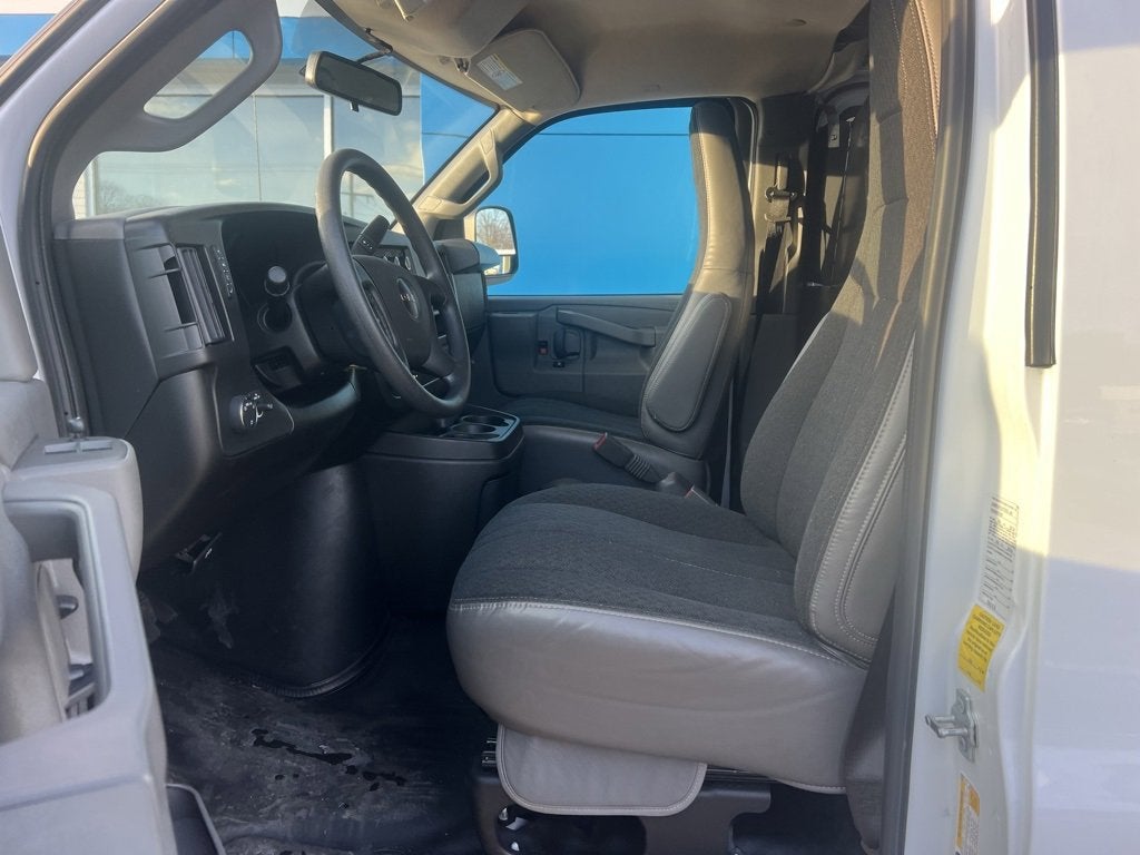 2024 GMC Savana Cargo 2500 Work Van