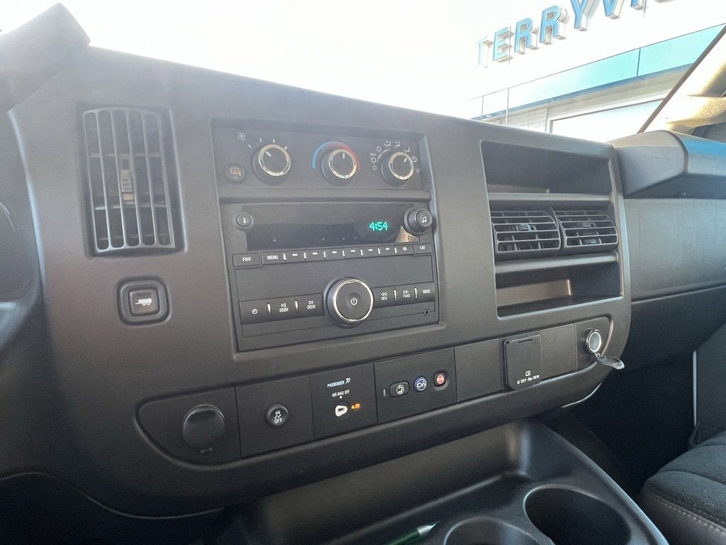 2024 GMC Savana Cargo 2500 Work Van