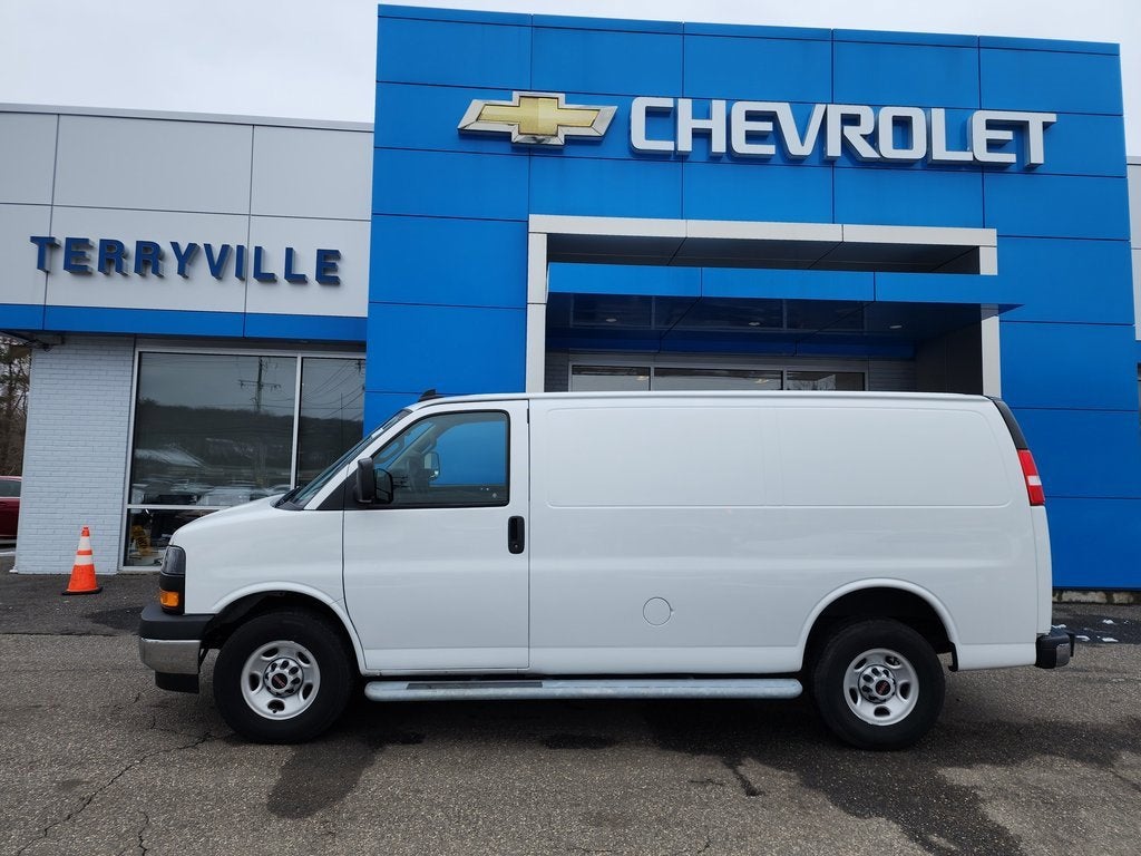 2022 GMC Savana Cargo 2500 Work Van