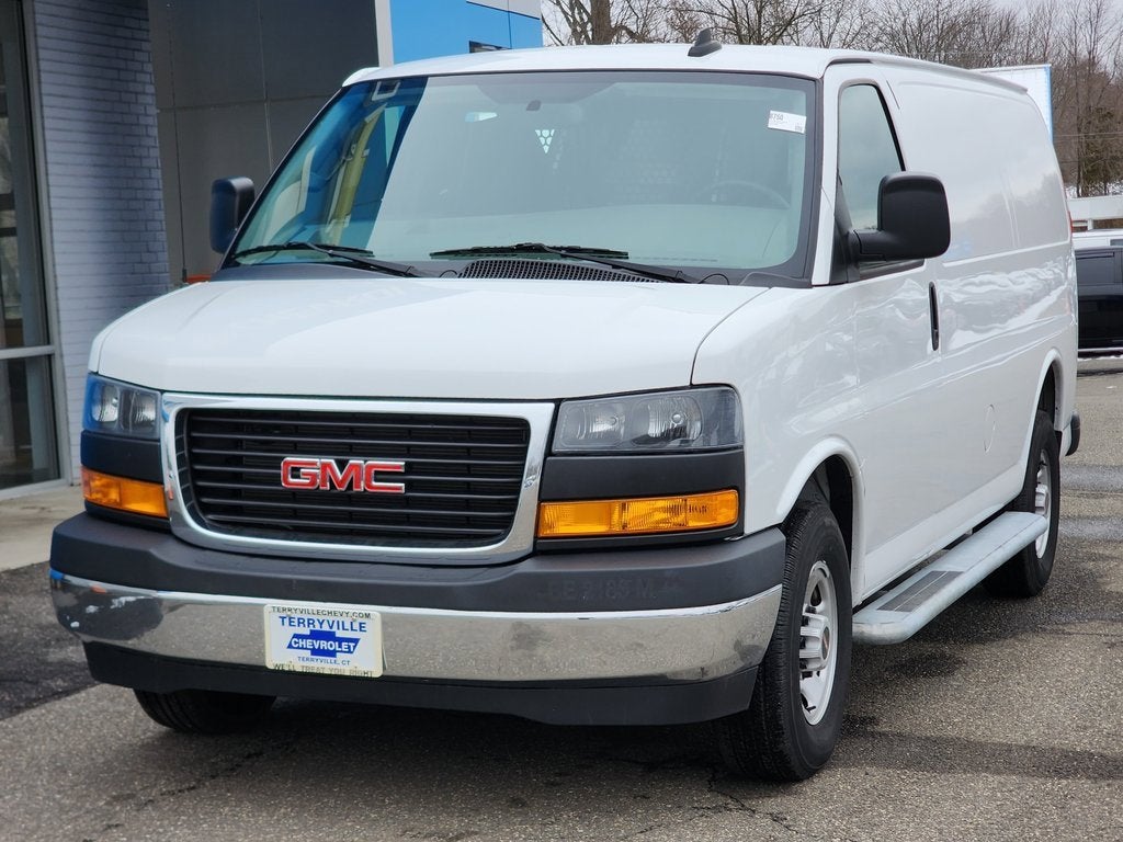 2022 GMC Savana Cargo 2500 Work Van