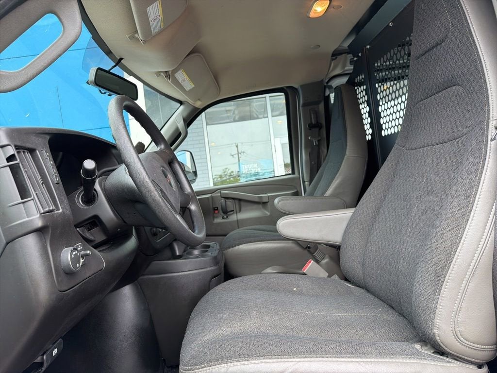 2024 GMC Savana Cargo 2500 Work Van