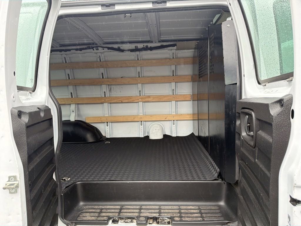 2024 GMC Savana Cargo 2500 Work Van