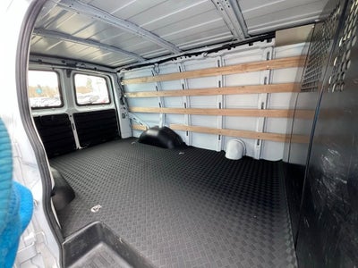 2024 GMC Savana Cargo 2500 Work Van
