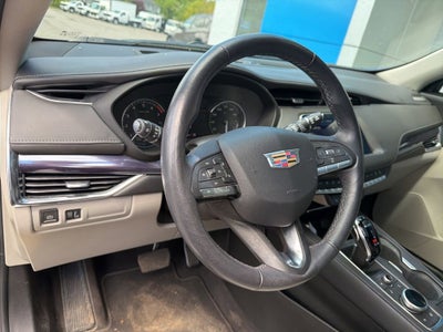 2023 Cadillac XT4 Luxury
