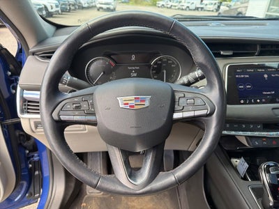 2023 Cadillac XT4 Luxury