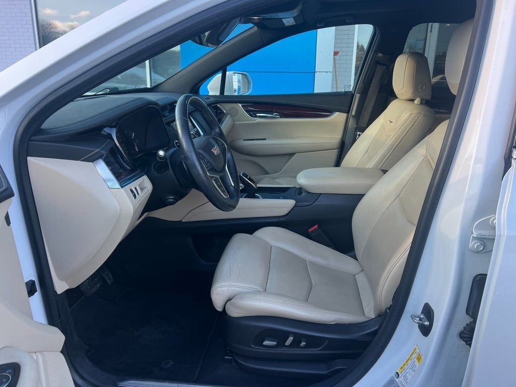 2017 Cadillac XT5 Luxury FWD